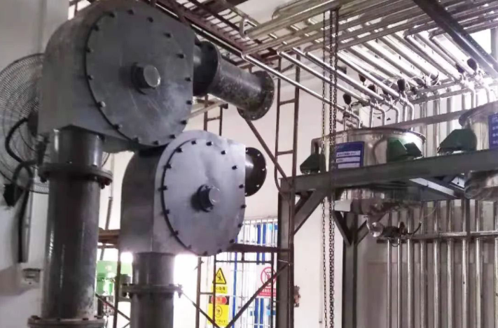 管链输送机输送白炭黑的应用案例